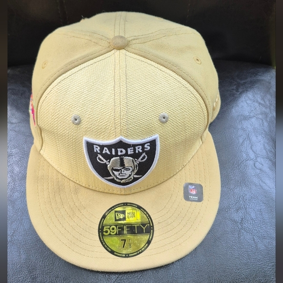 New Era Raiders Tan 59FIFTY Cap - Picture 1 of 6